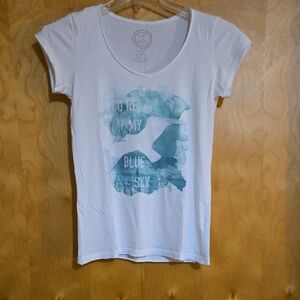 Life Is Good White with teal green/blue graphic T-Shirt